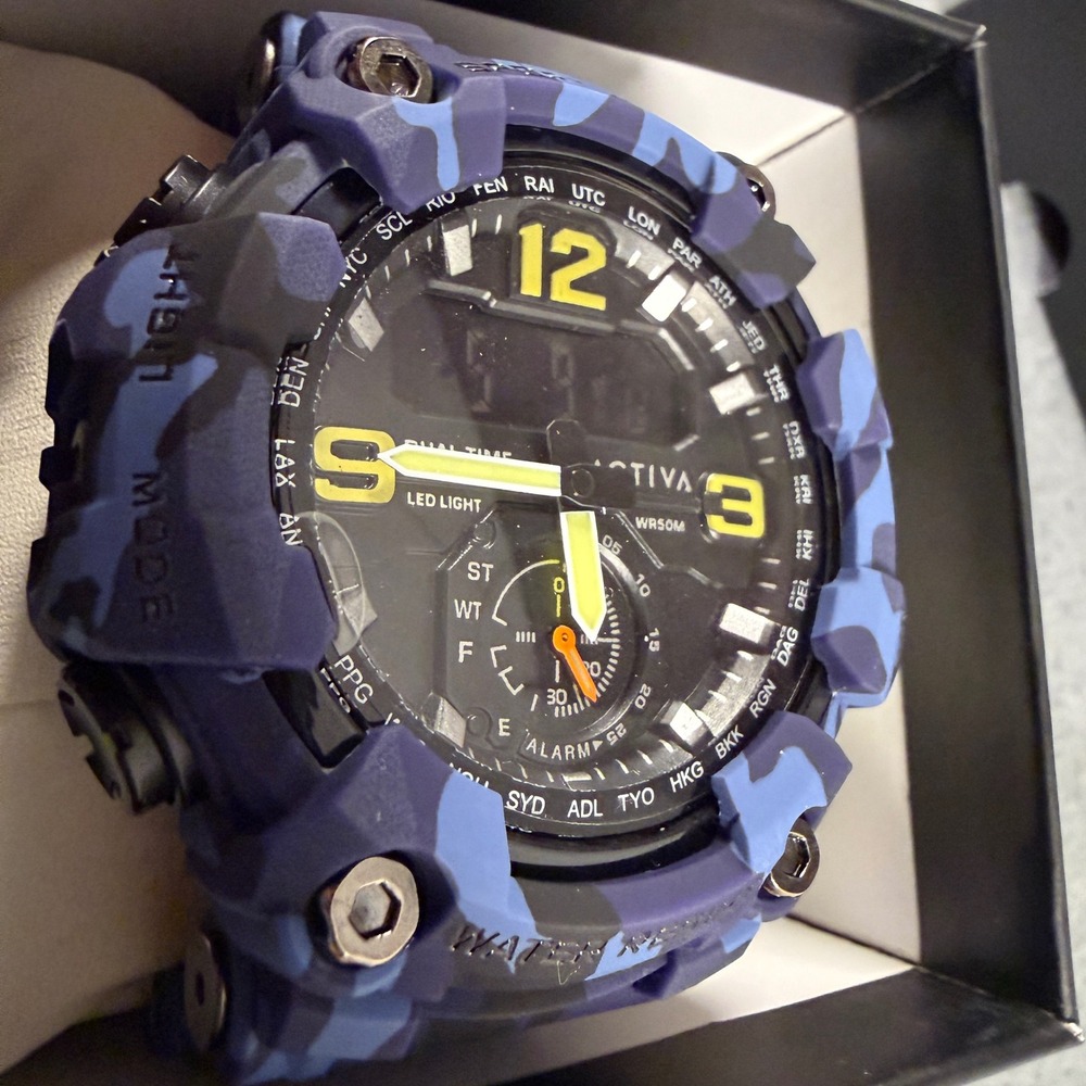 Activa Mens Sport Watch Blue Camo Dual Time Analog Digital 50M Water Resist New - Picture 6 of 8